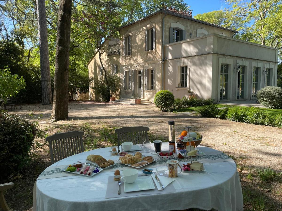 ノヴ Ermitage Notre Dame De Vacquieres Bed & Breakfast エクステリア 写真