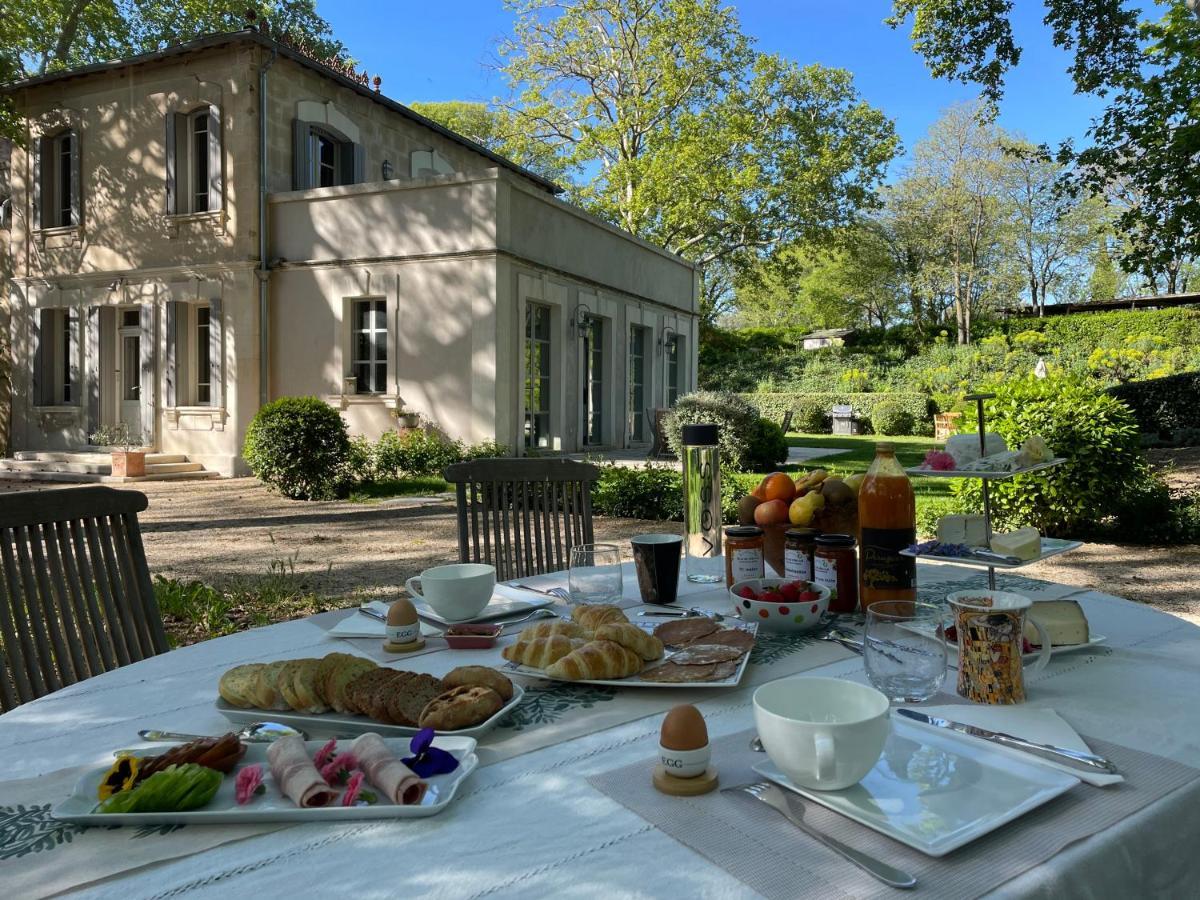 ノヴ Ermitage Notre Dame De Vacquieres Bed & Breakfast エクステリア 写真