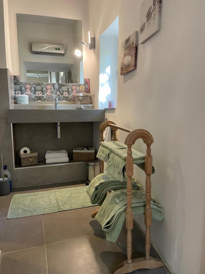 ノヴ Ermitage Notre Dame De Vacquieres Bed & Breakfast エクステリア 写真